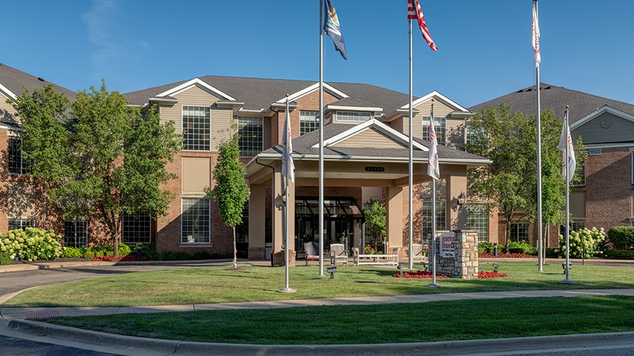 Front entrance of American House Park Place senior living facility in Warren, MI