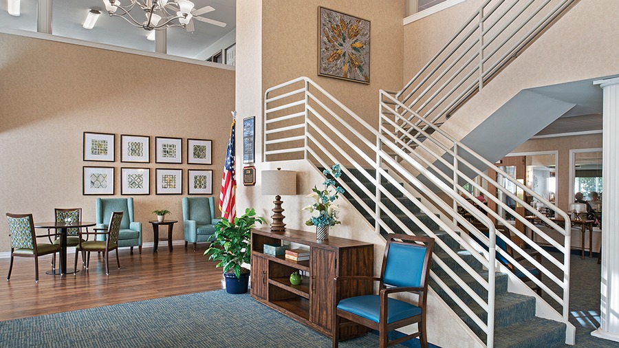 Staircase and foyer at American House Southland assisted living retirement home in Taylor, MI