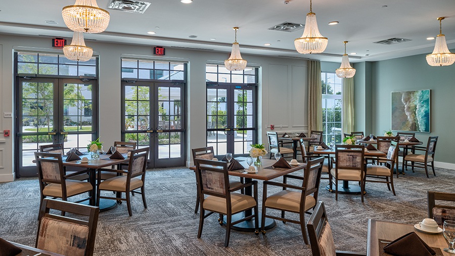 Dining room at American House Boynton Beach, a retirement home in South Florida