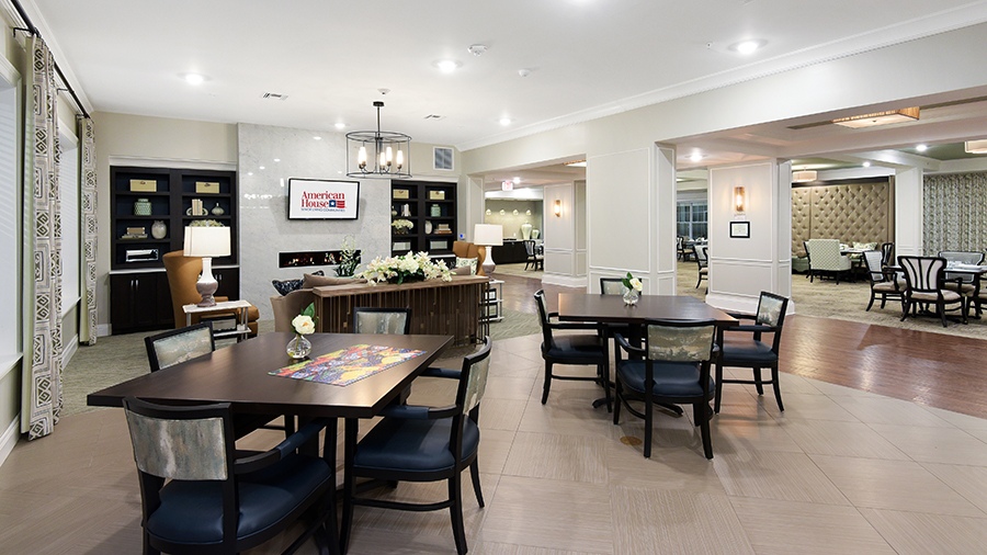 Bistro at American House Hampton Village assisted living and memory care facility in Rochester Hills, MI