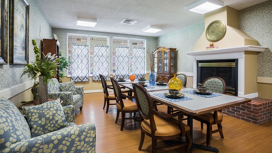Private dining room at American House Murfreesboro Assisted Living and Memory care facility in Murfreesboro, TN