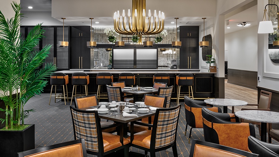 Lounge and dining at American House Oak Park, a luxury senior living community in Oak Park, Illinois