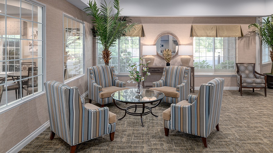 Cozy Lounge at American House Park Place senior living facility in Warren, MI