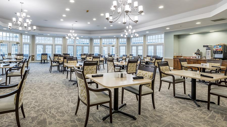Dining room at American House Bartlett assisted living facility in Bartlett, TN
