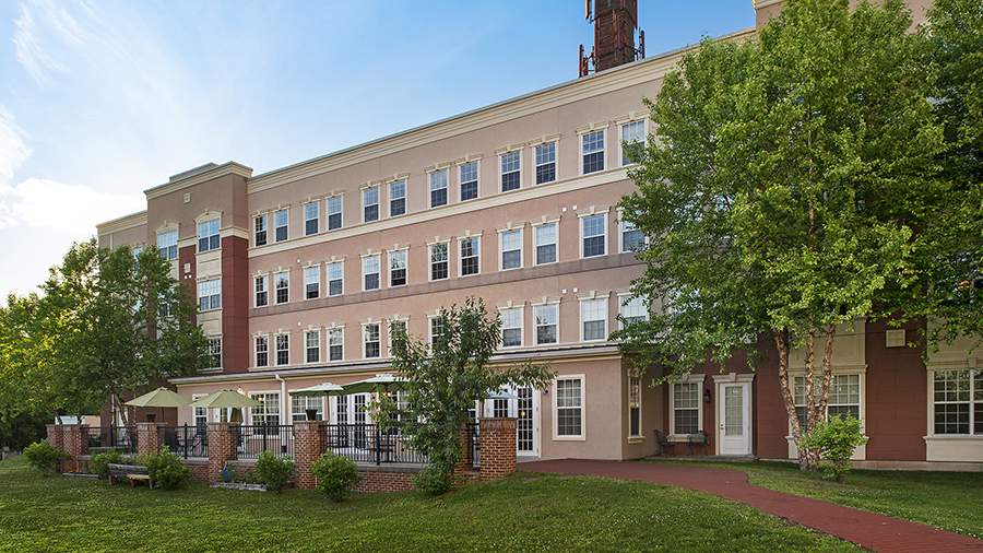Outdoor patio at American House Keene senior living community in Keene, NH