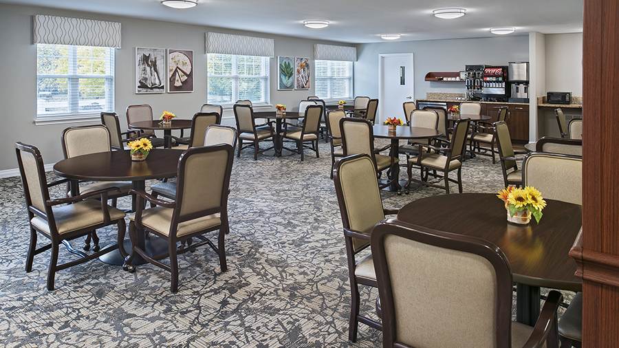 Dining room at American House Village of Rochester Senior Living Community in Rochester Hills, MI