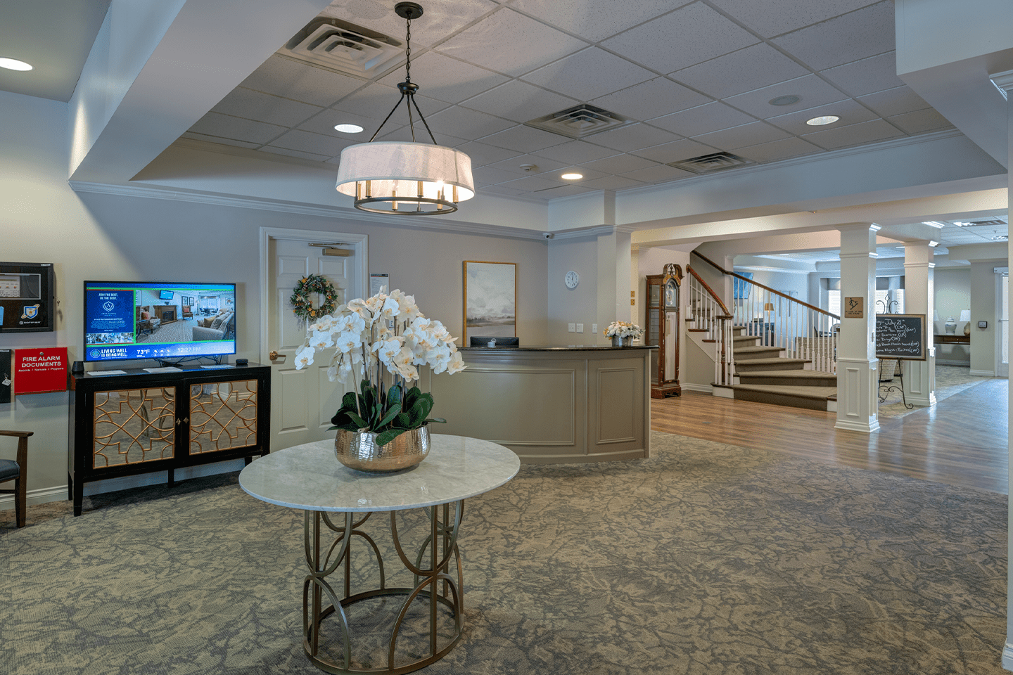 Foyer at American House Sterling Woods Senior Living Community in Sterling Heights